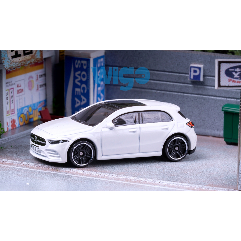 Hot Wheels LOOSE 2019 Mercedes-Benz A-Class putih Diecast