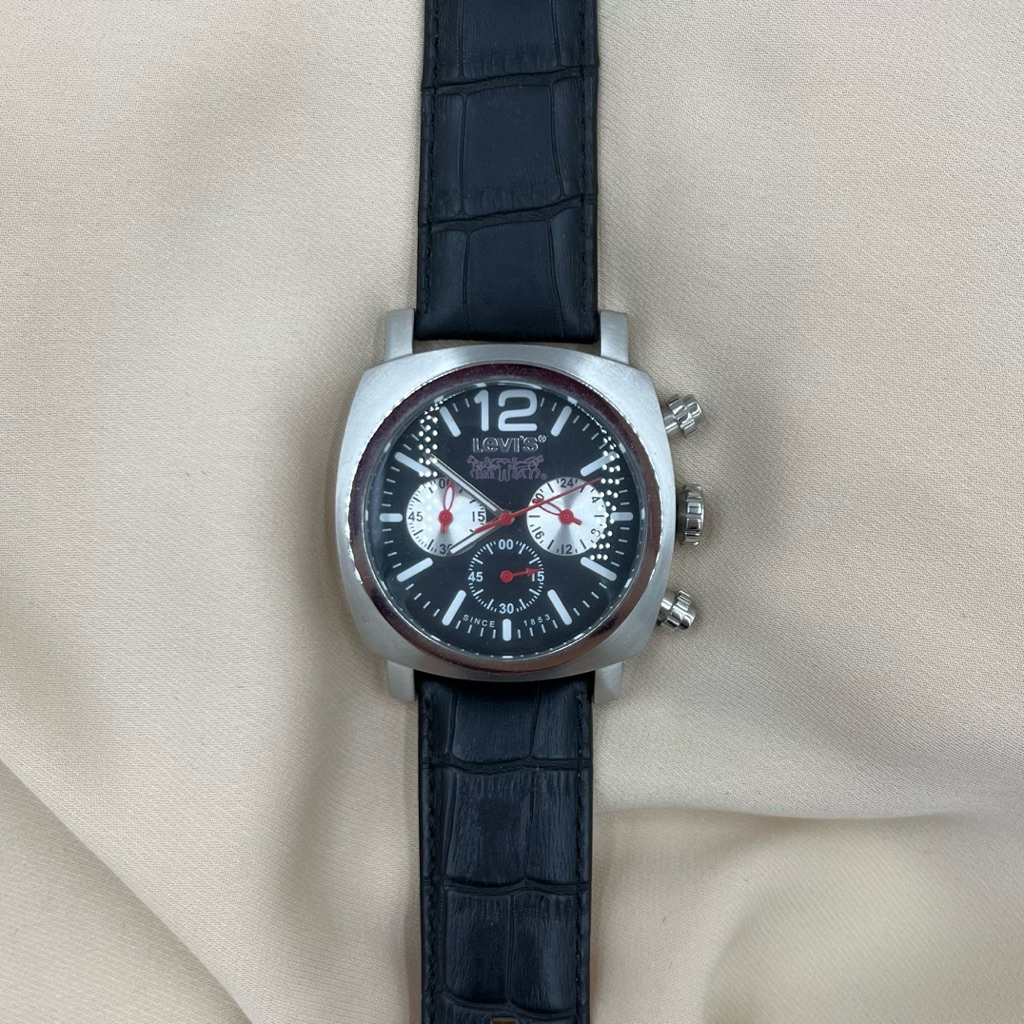 Jam Tangan Levis Pria LTF1101