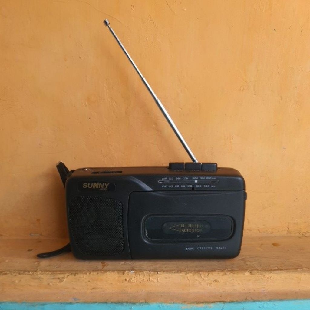 RADIO TAPE VINTAGE SUNNY JAPAN