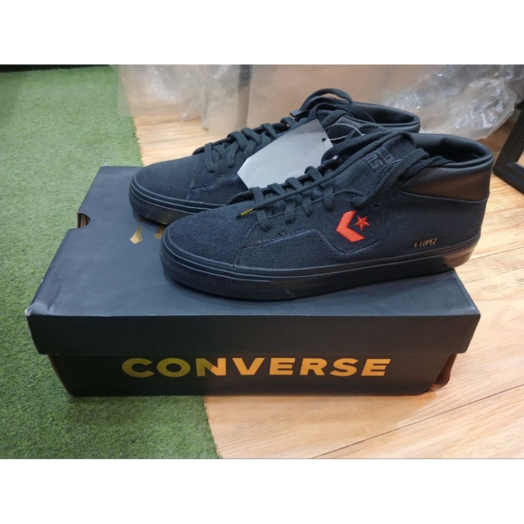 Converse Lousie Lopez Mid Pro