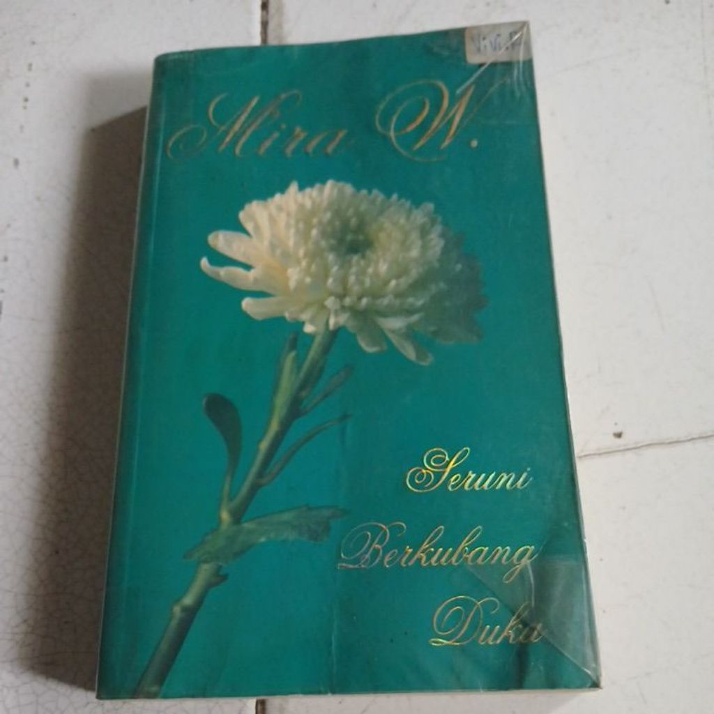 BUKU SERUNI BERKUBANG DUKA