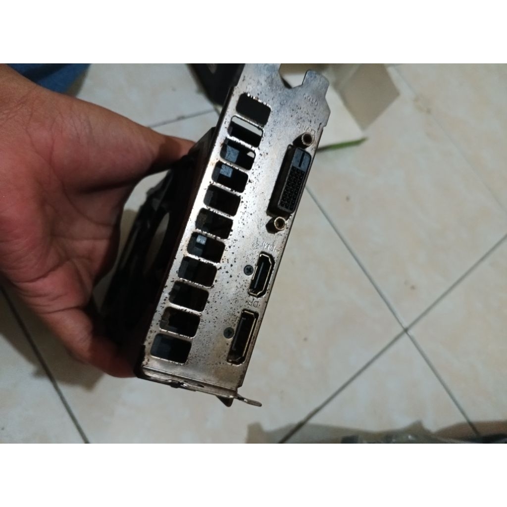 Galax GTX 1650 4gb no pin power