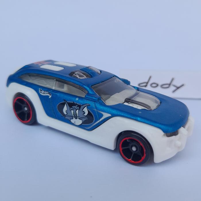 Hot Wheels Tom and Jerry HW Pursuit
