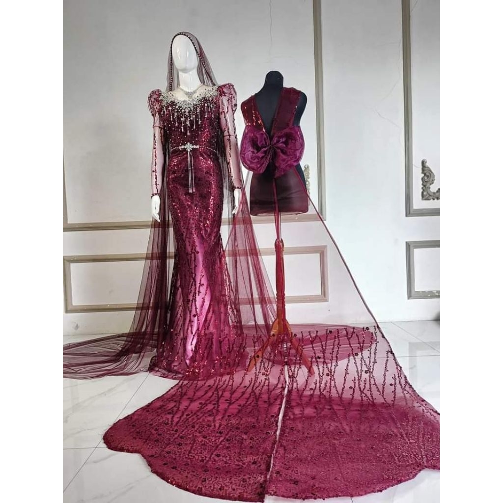 preloved slim gaun marun gradasi ekor cheongsam, second terawat , gaun pengantin