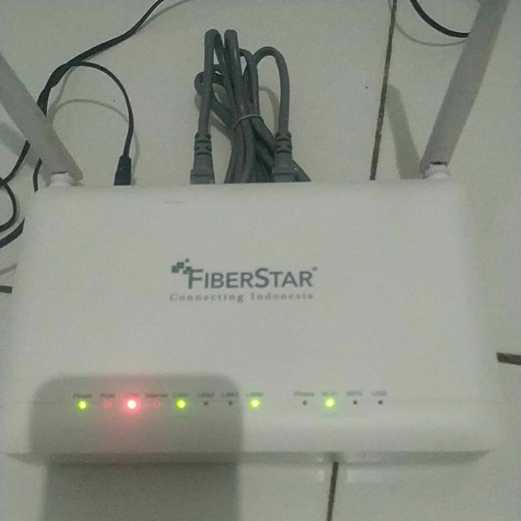 Router ZTE F670L 5G port biru FIBERSTAR dan Indihome lengkap adaptor, garansi nyala dan normal. Foto