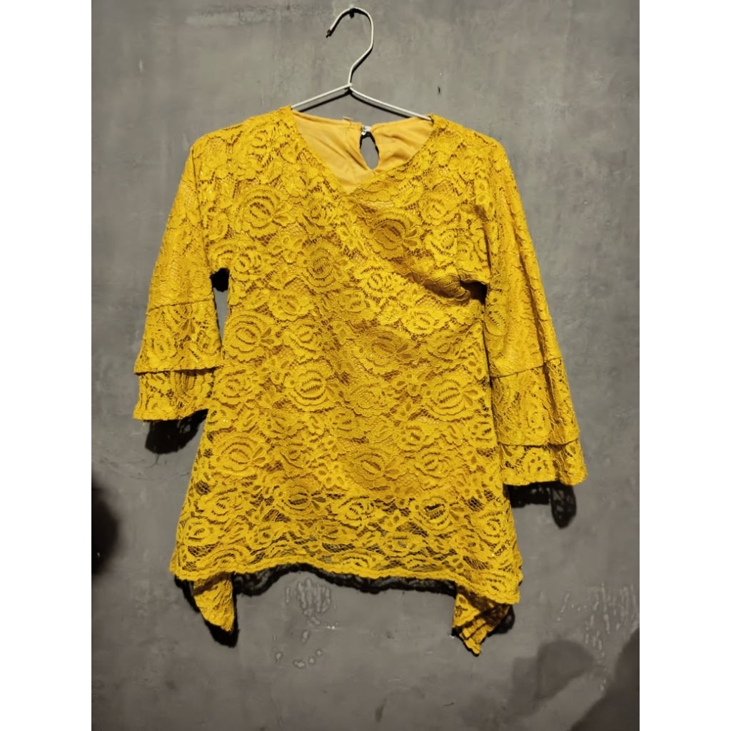 blouse brukat (preloved)