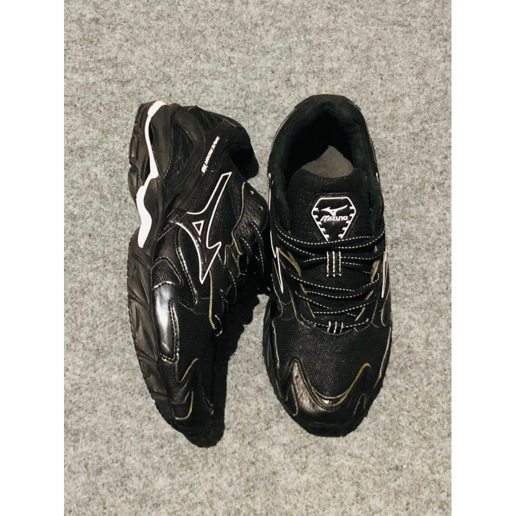 Mizuno wave rider 10 kuro