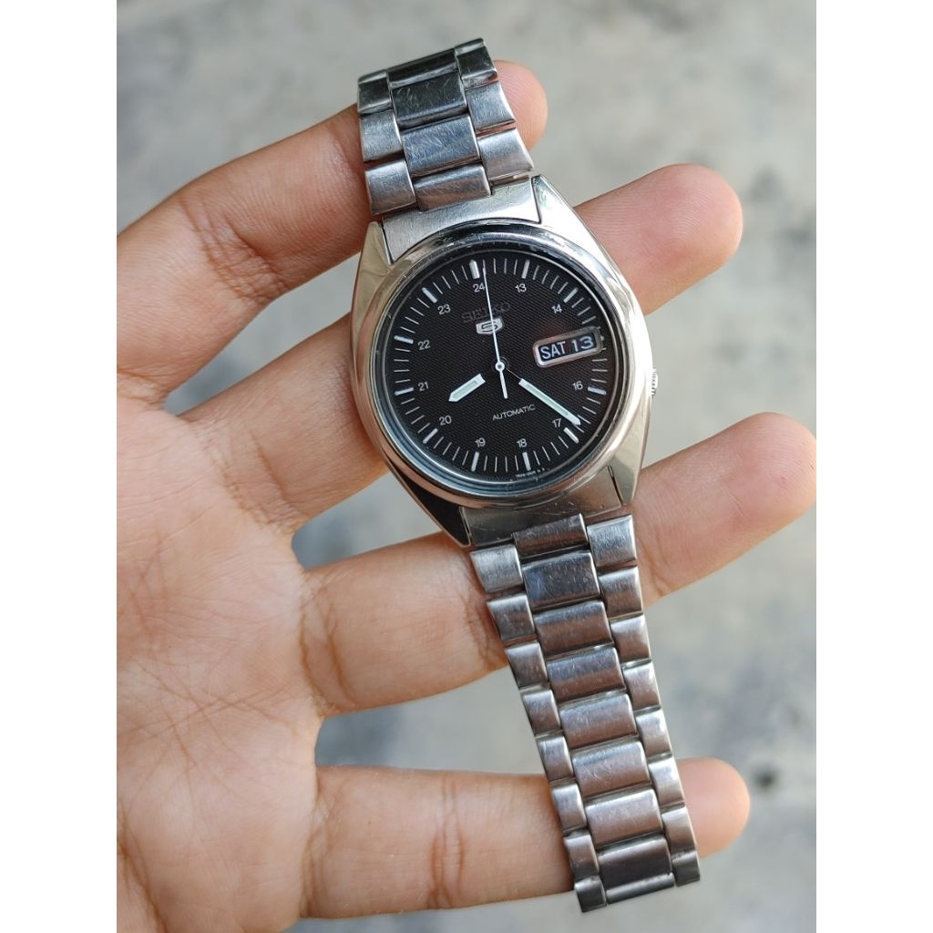 Jam tangan seiko 5 automatic SNXF11K1 Caliber 7S26 3040