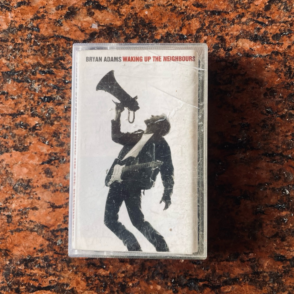Kaset Pita Langka Bryan Adams – Waking Up The Neighbours (A&M Records)