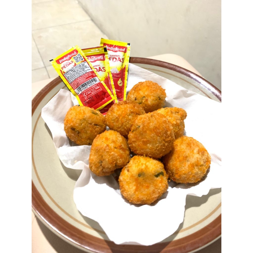 

CariTahu bola bola tahu cemilan 1pck isi 4