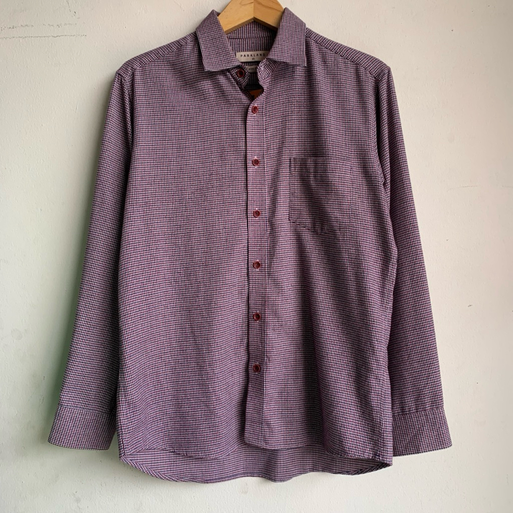 Kemeja Motif Slim Fit Parkland