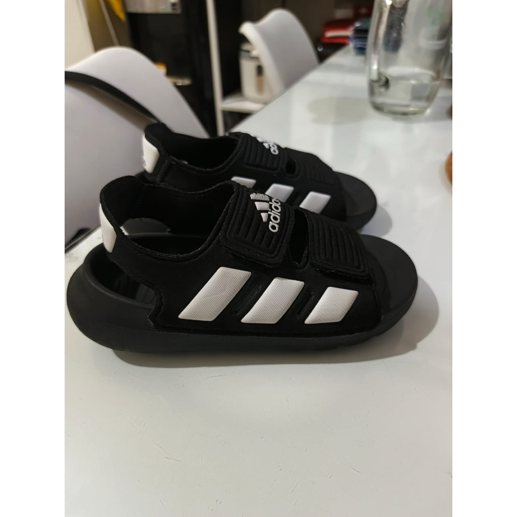 Preloved Sandal Adidas Altaswim