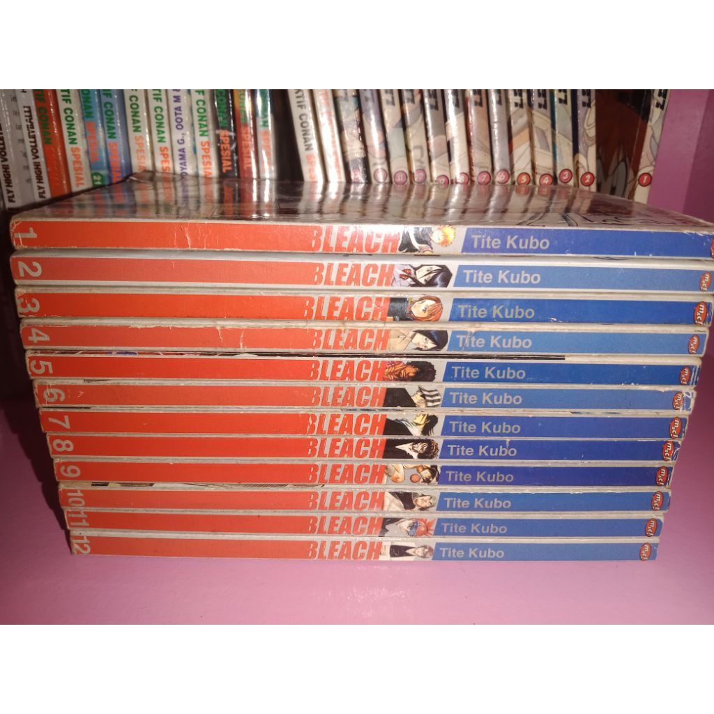 komik bleach 1-12 (baca deskripsi)