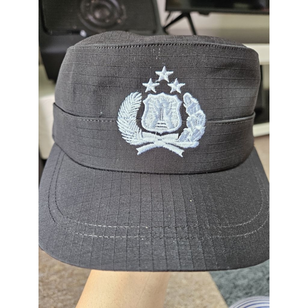 Topi Bintara Polri Komando