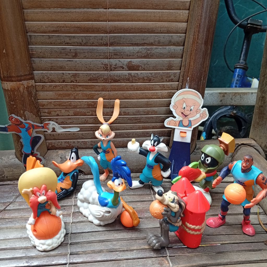 happy meal toys space jam legacy set