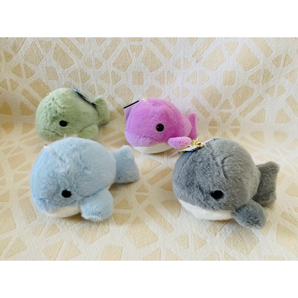 gantungan kunci lumba-lumba lucu