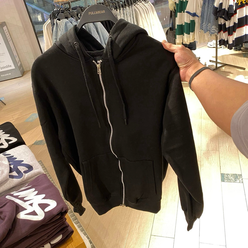 Jastip. Hoodie Zipper Pull&Bear (Man)