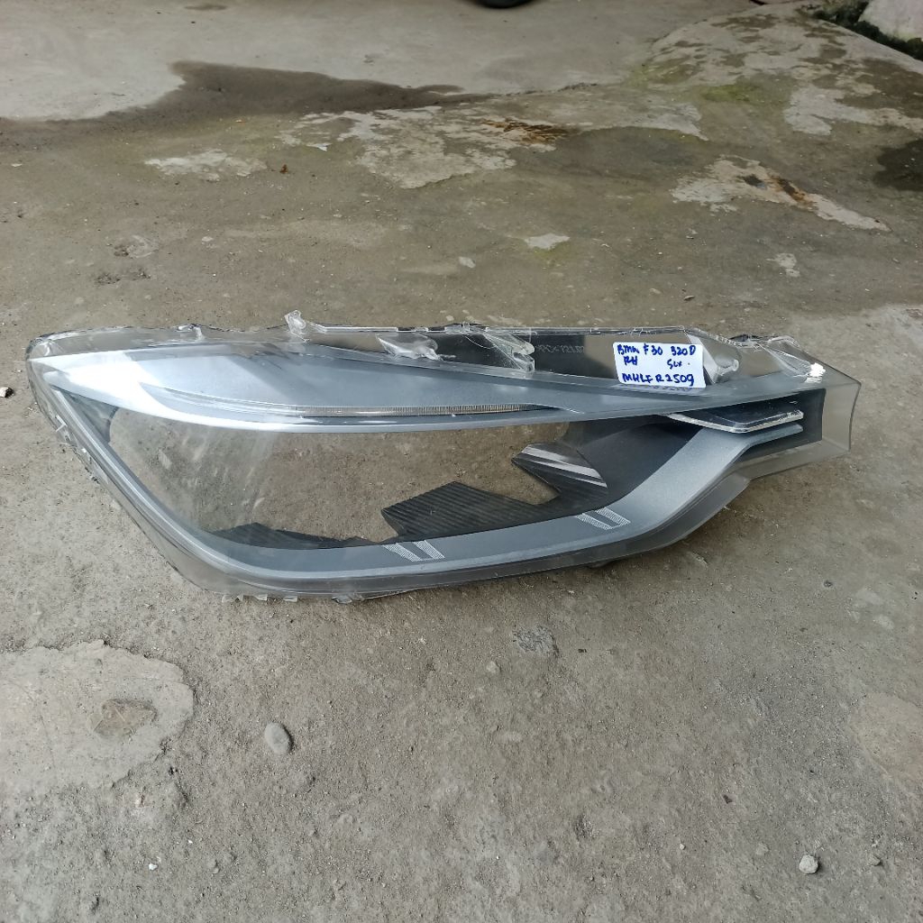 mika headlamp BMW F30 kanan