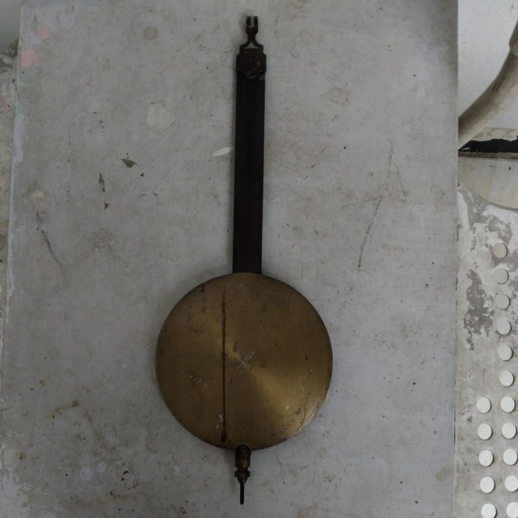 BANDUL JAM KUNO GERMAN