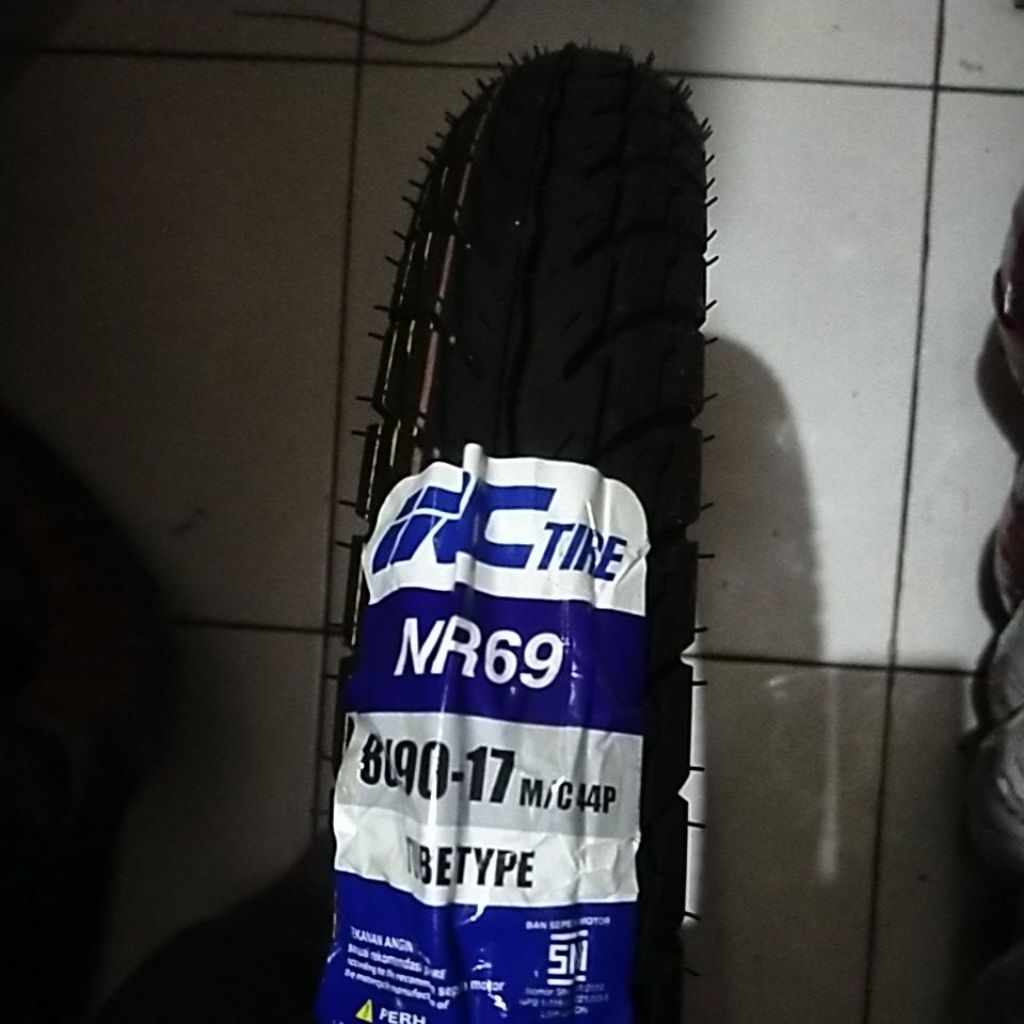 Ban luar IRC 80 90 17 nr69 tube type