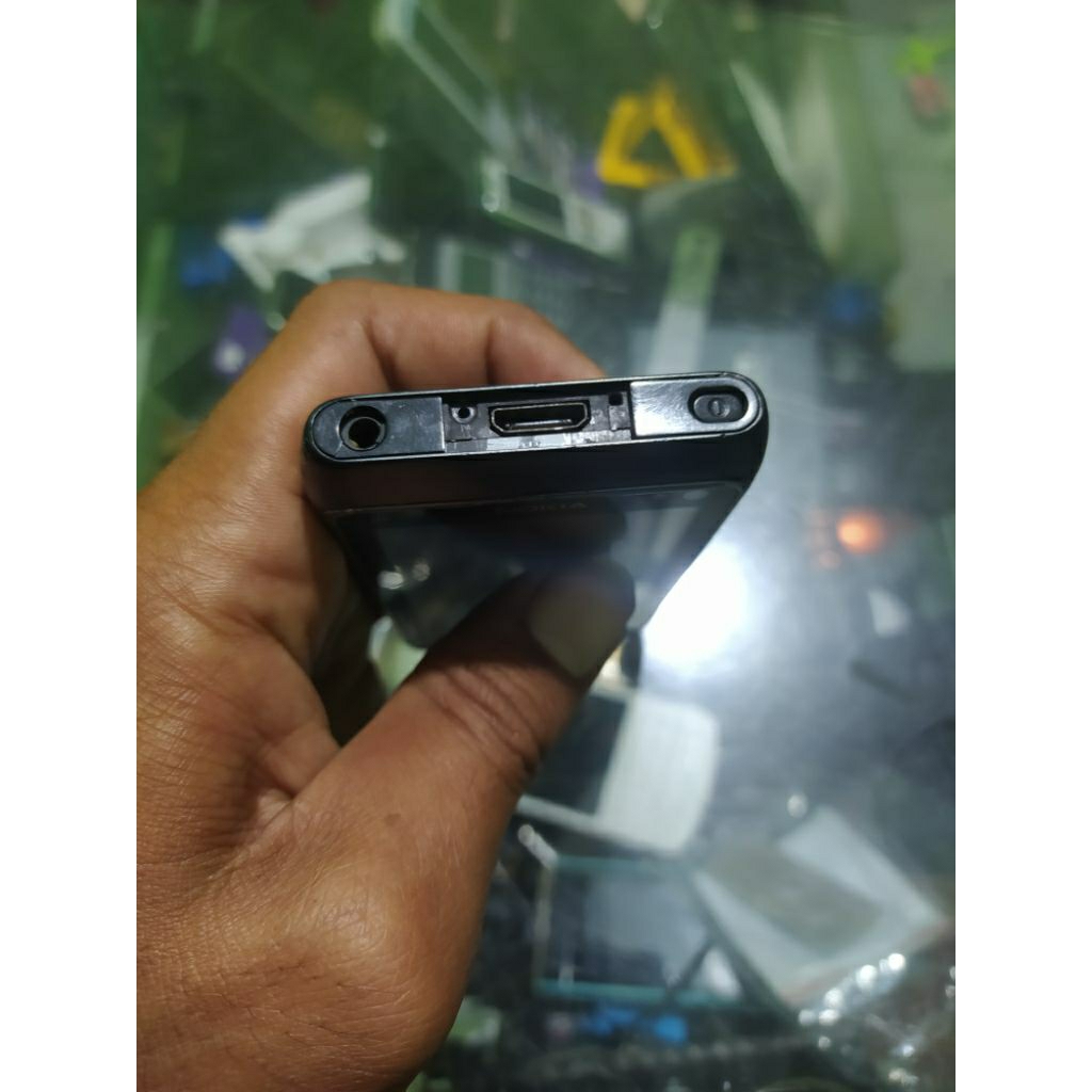 nokia N8 bahan