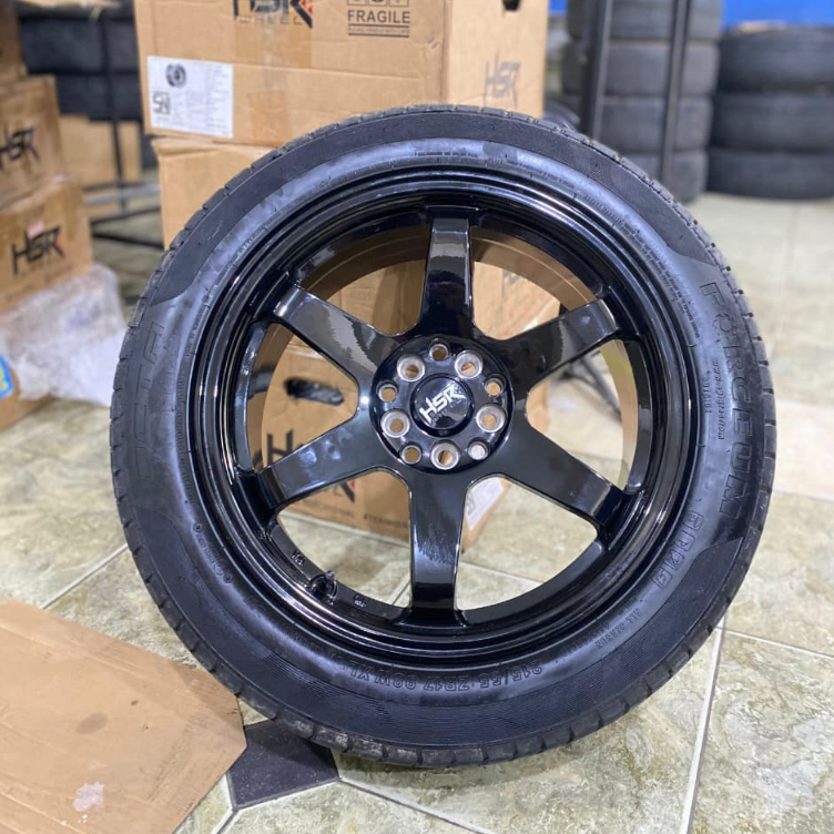 VELG MOBIL BEKAS RACING HSR PELEG MOBIL SECOND HSR TOKYO HSR RING 17 LEBAR 75-9 PCD/BAUT 5X100-5X114