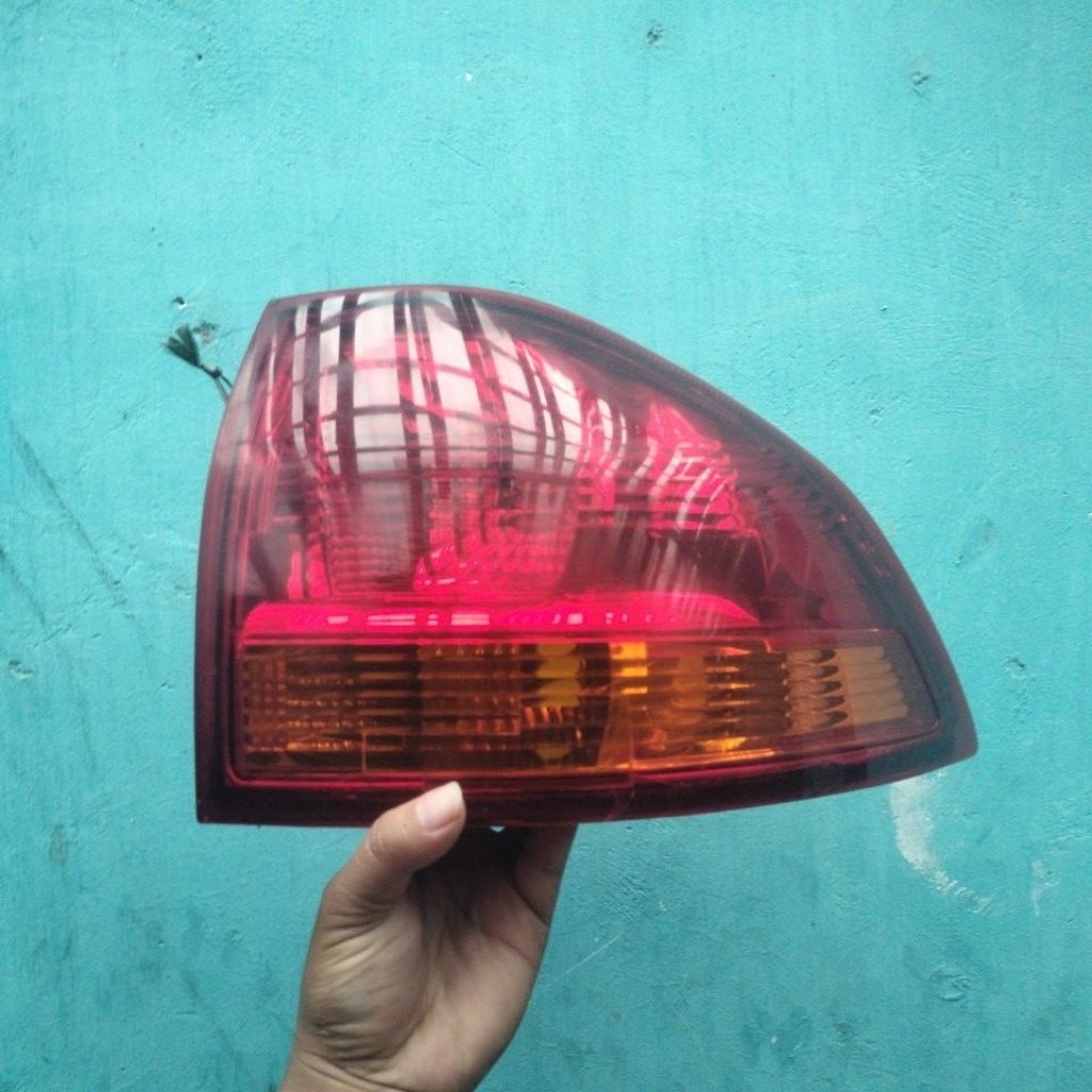 stoplamp Mitsubishi Pajero lampu belakang pajero