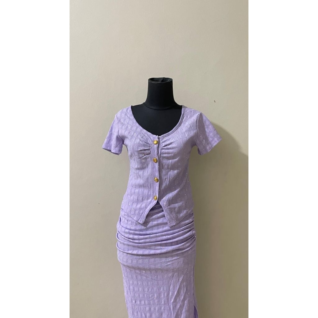 One Set Modern Gliter Tile Ungu Lilac