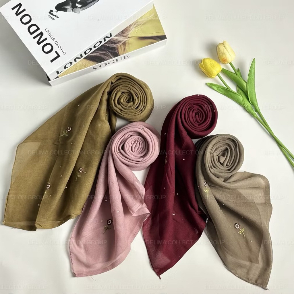 Hijab Segi Empat Paris Bordir Bunga Payet Swarovski / segi empat paris bordir bunga swarosvki