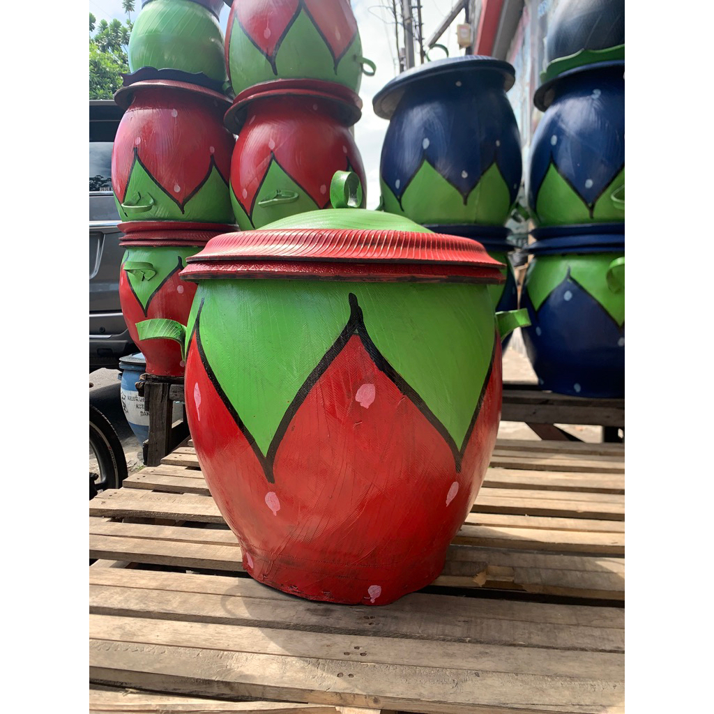 bak sampah / tempat sampah karet ban motif Strawberry uk standar