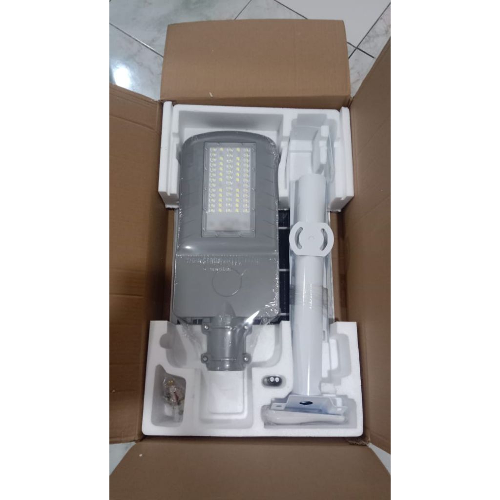 Pju Solar Sonlite 2in1 300W 500W / PJU Lampu Jalan Solar Cell 300 Watt 500 Watt Two In One