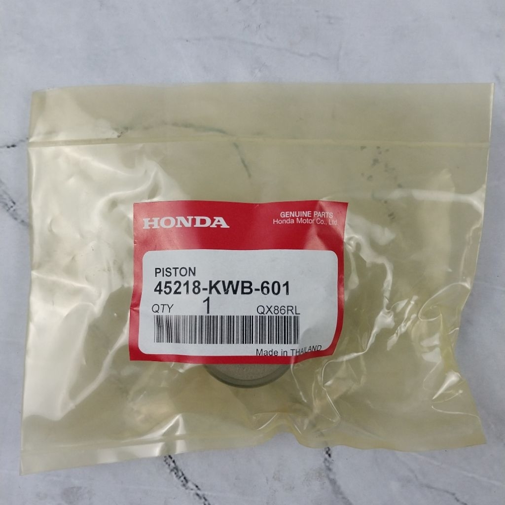 45218-KWB-601 : PISTON KALIPER HONDA BLADE