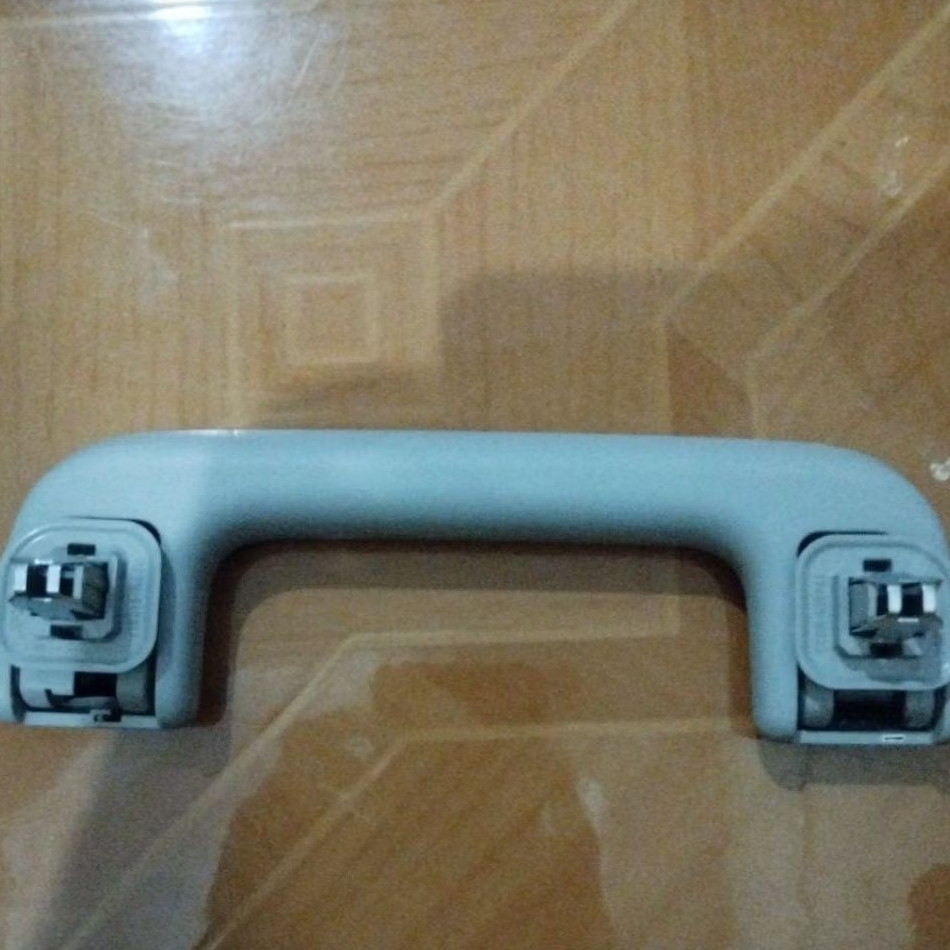 pegangan tangan plafon innova