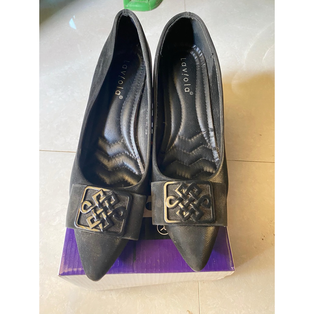 Laviola heels hitam size 38