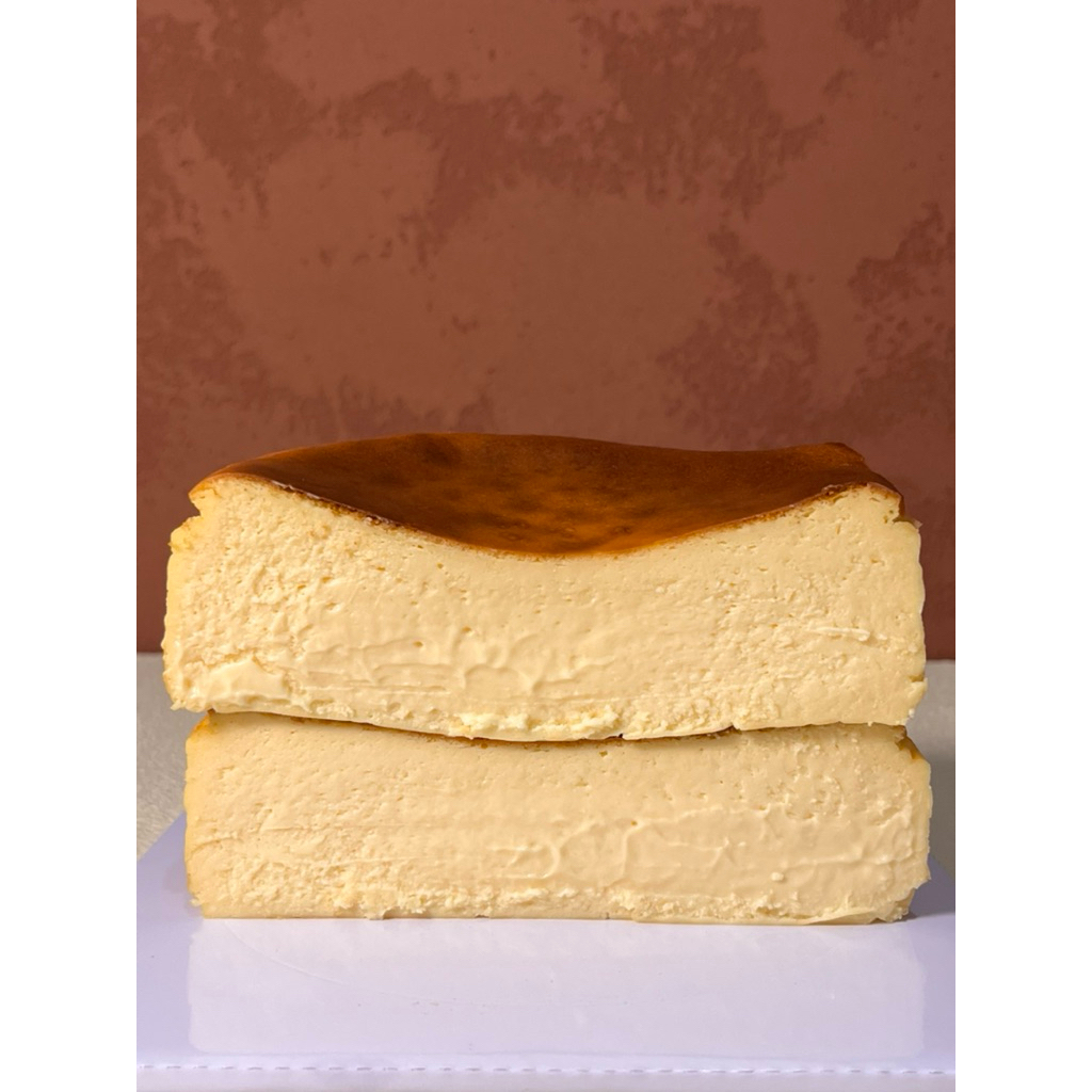 

DEMIPU BASIC MELTED CHEESECAKE