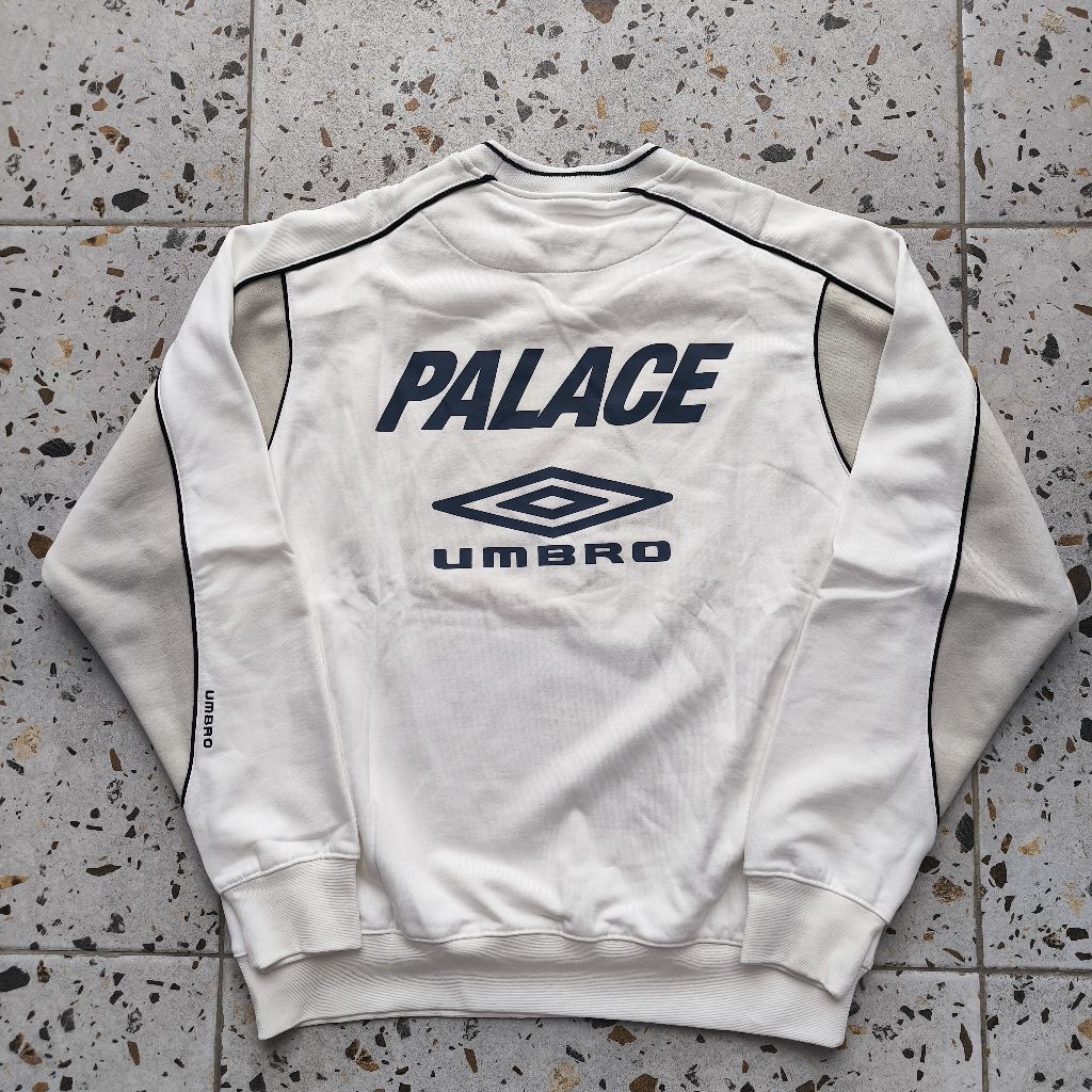 Palace x Umbro Crewneck Size S fit L