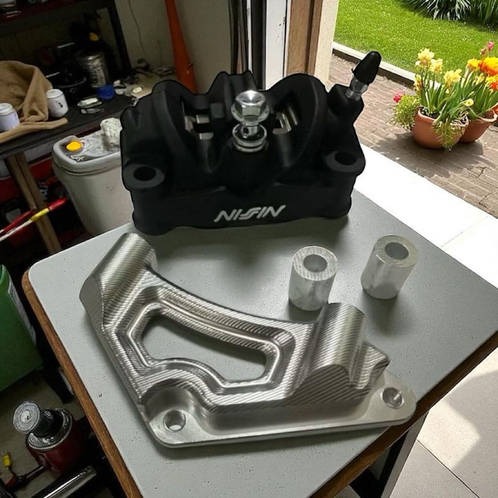 Braket Breket Kaliper Rem Depan CNC Nissin Twin Africa P100 pnp CB150R Sonic CBR Disc 300mm 320mm