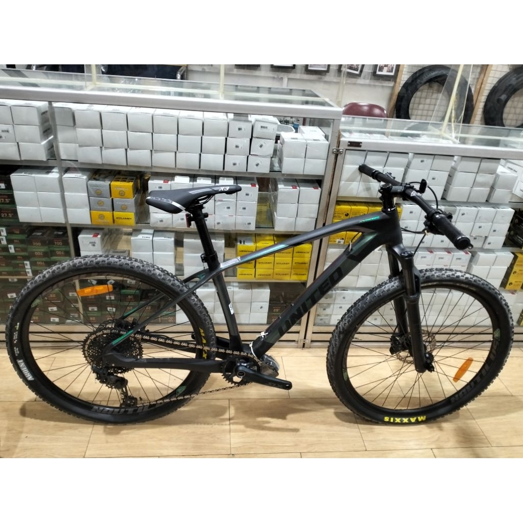 Sepeda MTB United Kyross 2.00 Carbon 1x12 Speed Shimano SLX 27.5 Inch