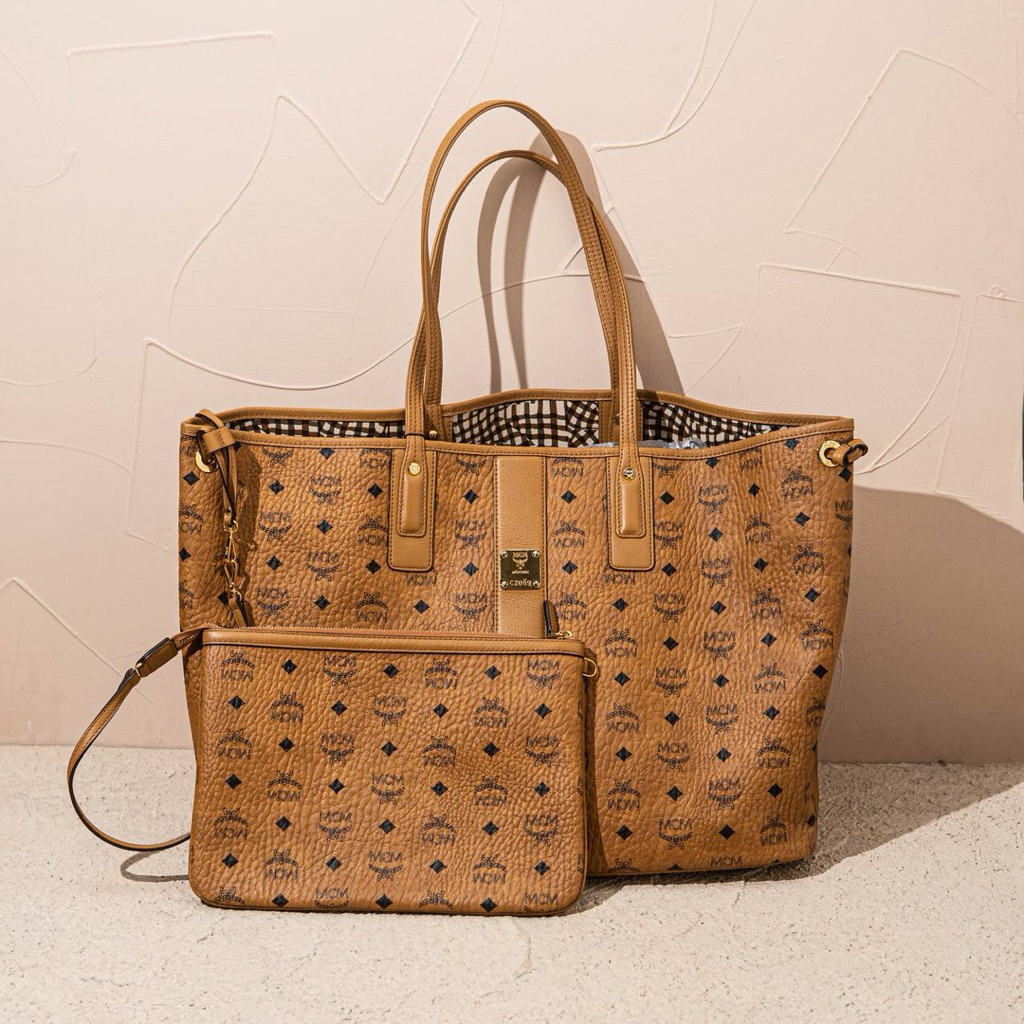 MCM Large Reversible Liz Shopper Tote Bag in Visetos