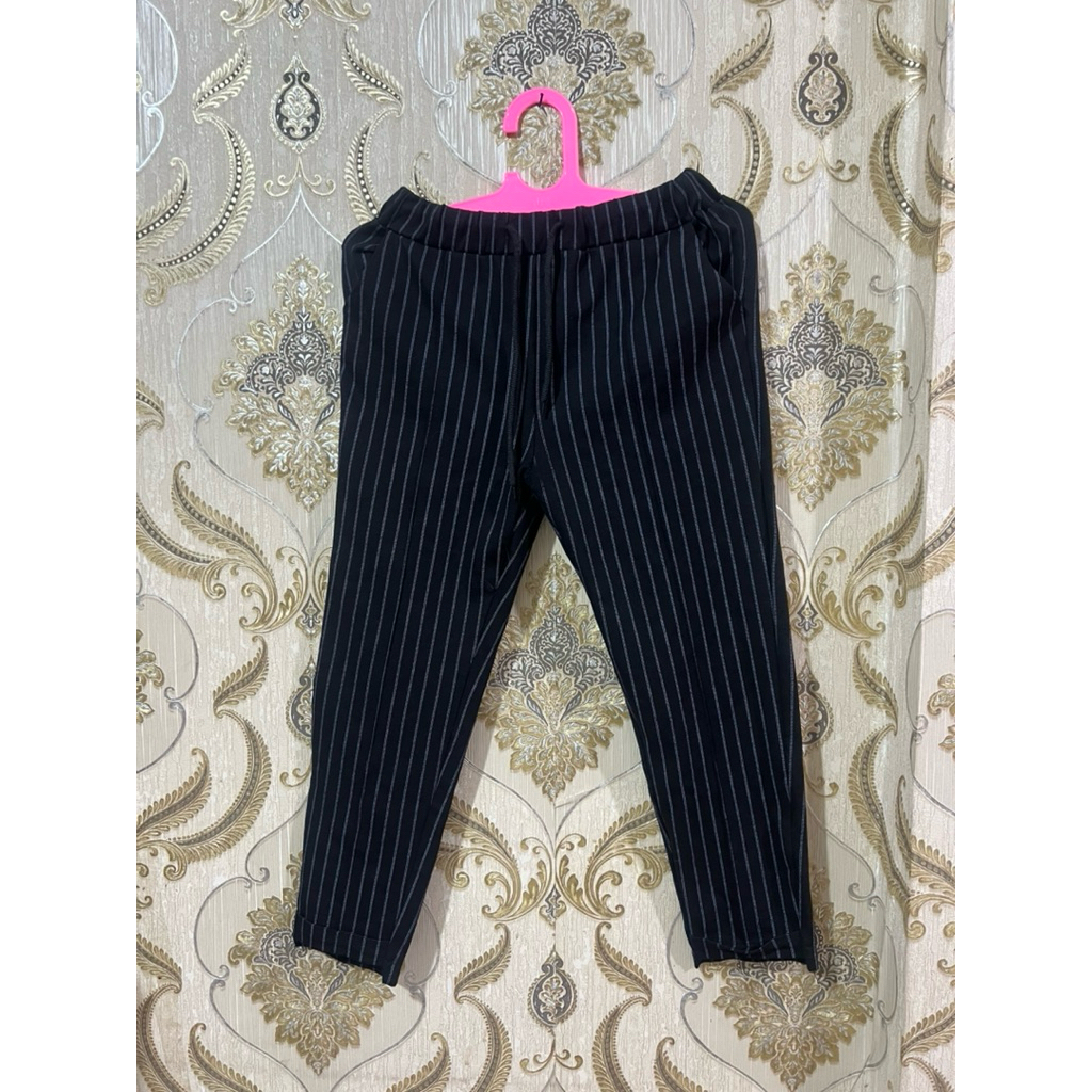 preloved celana garis