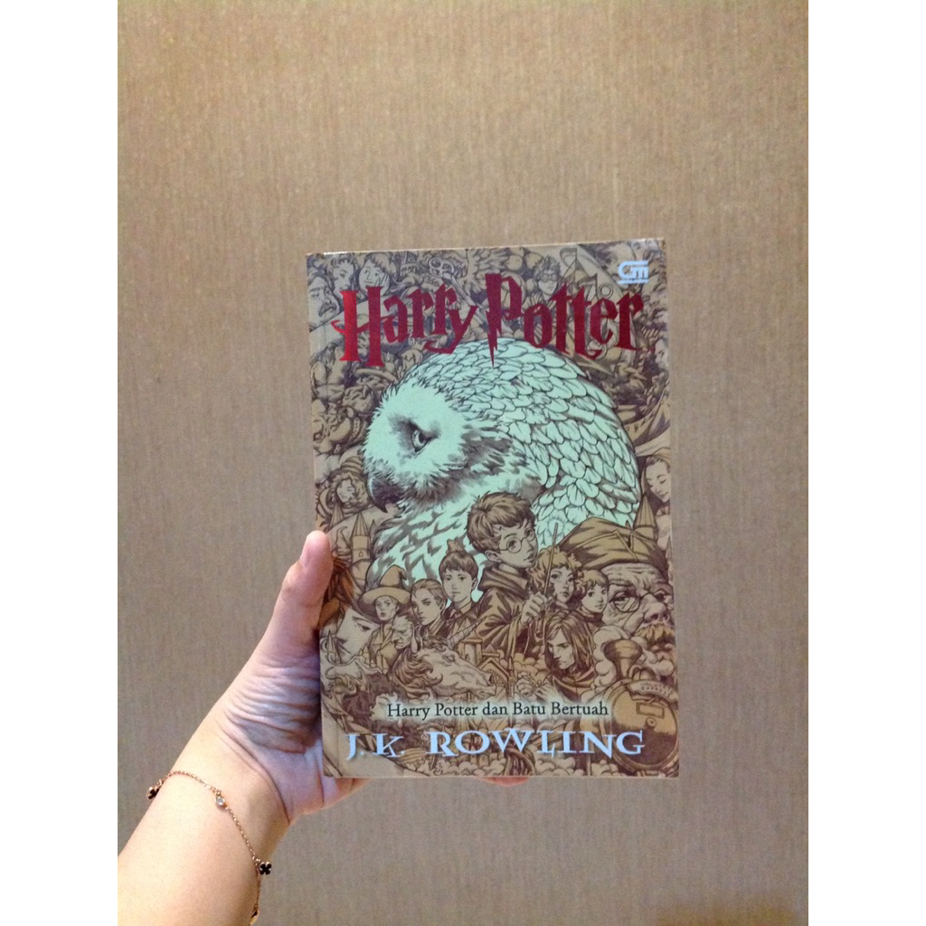 Novel Harry Potter dan Batu Bertuah Cover Baru Preloved