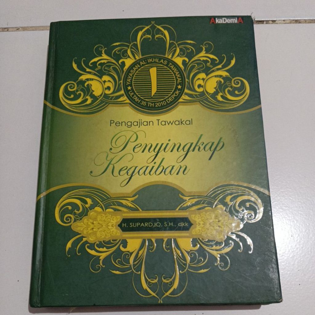 Buku pengajian tawakal penyingkap kegaiban