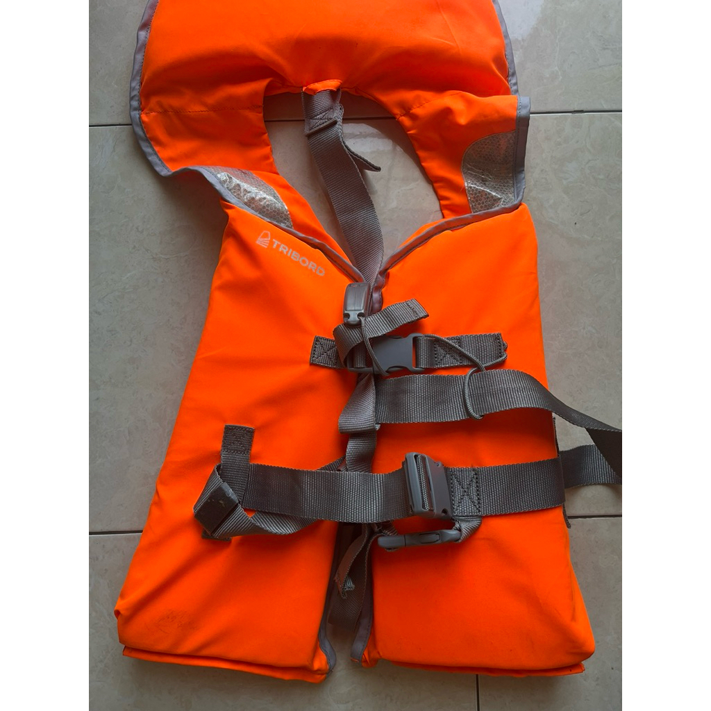 decathlon life jacket adult
