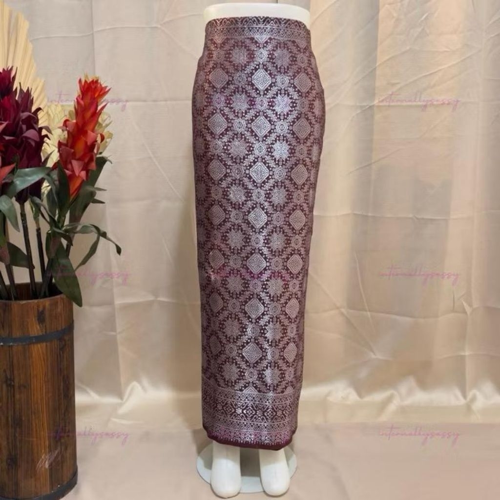 ￼Rok Songket Lilit Wisuda/ Rok Lilit Lamaran/ Rok Lilit Kondangan