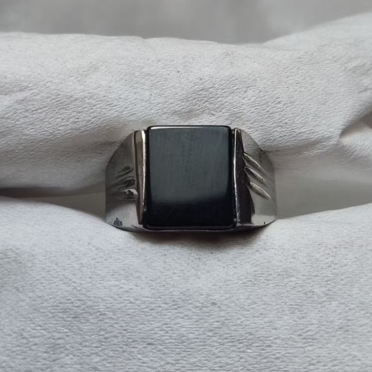Batu cincin black onyx elegan