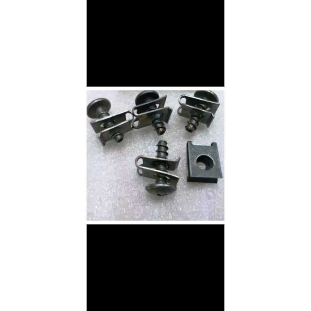 Baut+Klip body motor