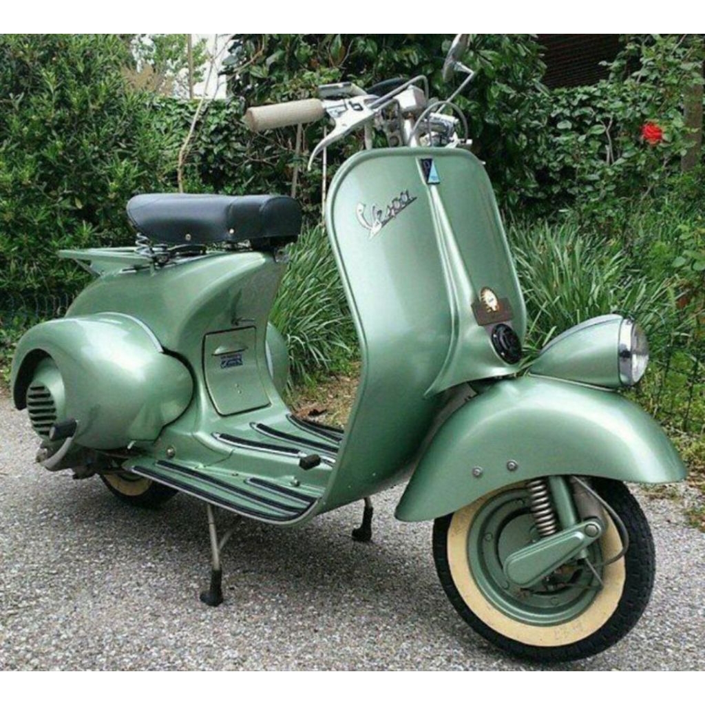 cat PU vespa green vintage vespa 1950