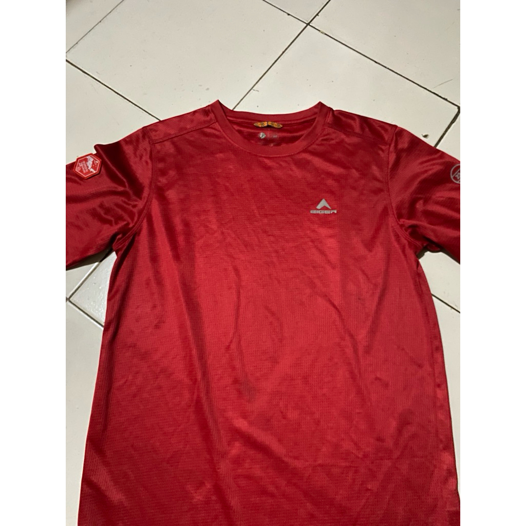 baselayer eiger 28 gunung