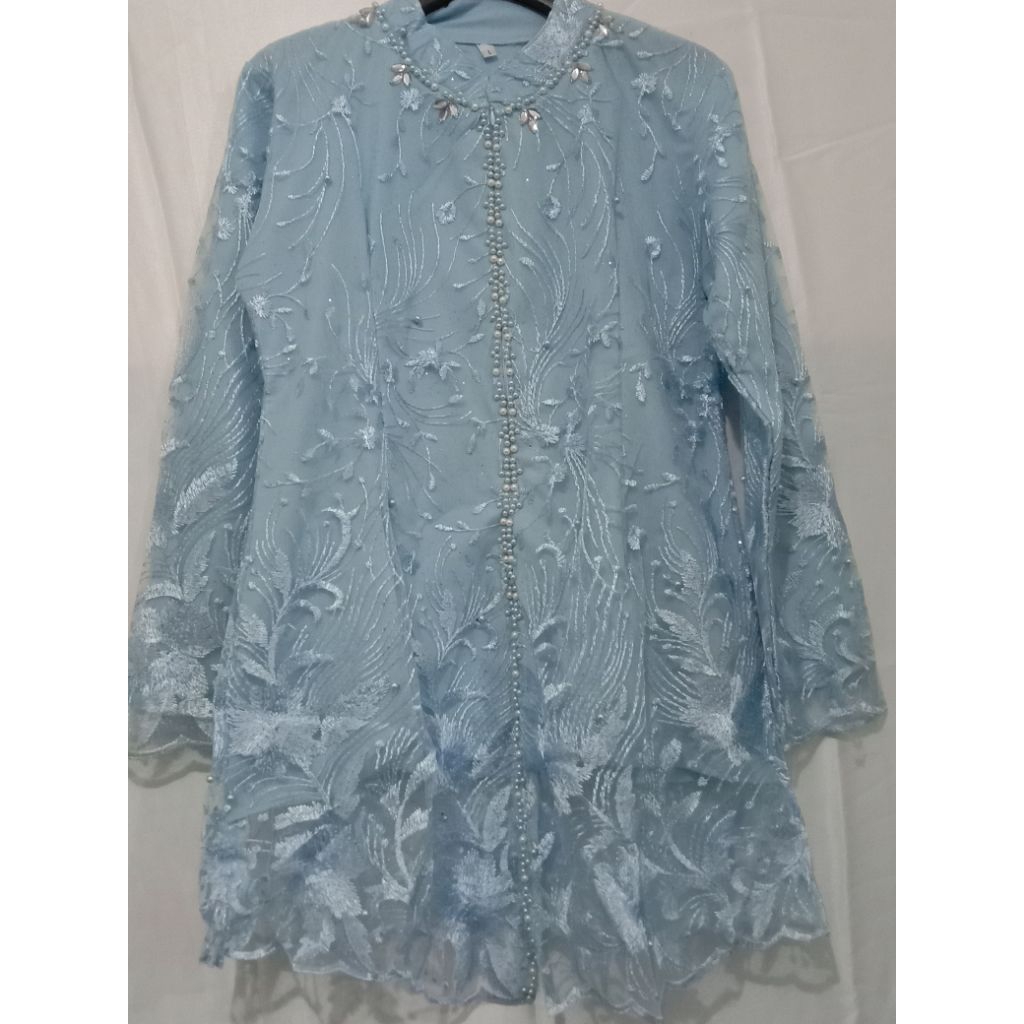 kebaya tile Payet biru muda