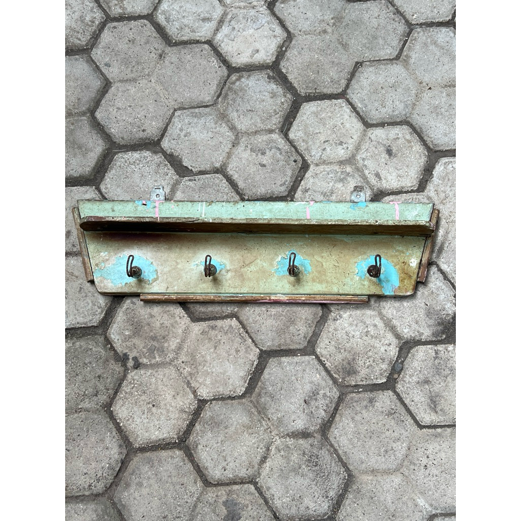 Kapstok / Gantungan Baju Jadul Lawas Kuno Bahan Kayu Jati